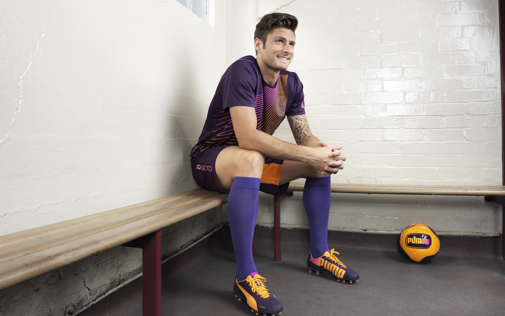 高校体育科技创新成果展引关注，学校体育创新项目